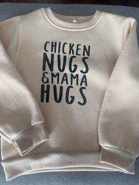 Cream Graphic Sweatshirt "Chicken Nugs & Mama Hugs"
